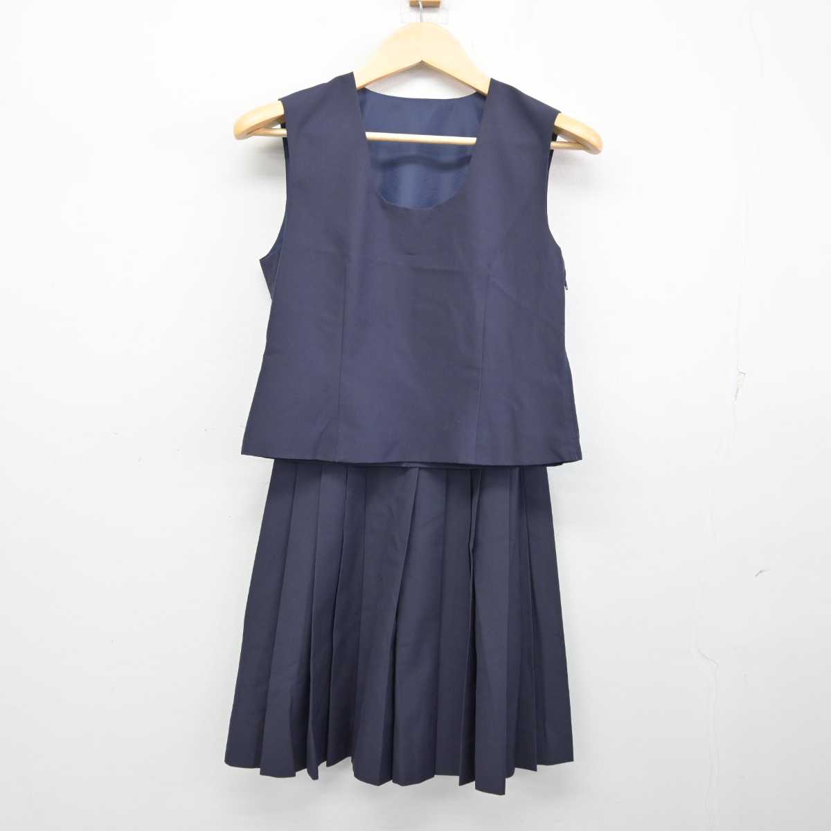 【中古】東京都 井草中学校 女子制服 2点 (ベスト・スカート) sf056141