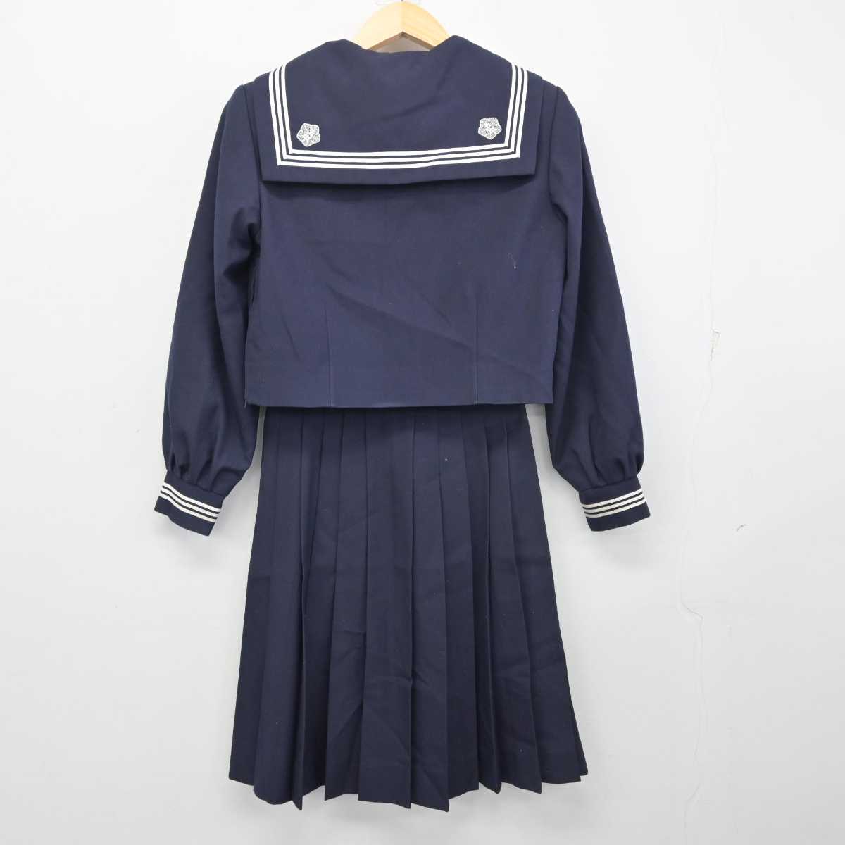 【中古】千葉県 松戸市立第五中学校 女子制服 4点 (セーラー服・スカート・スカート) sf056203