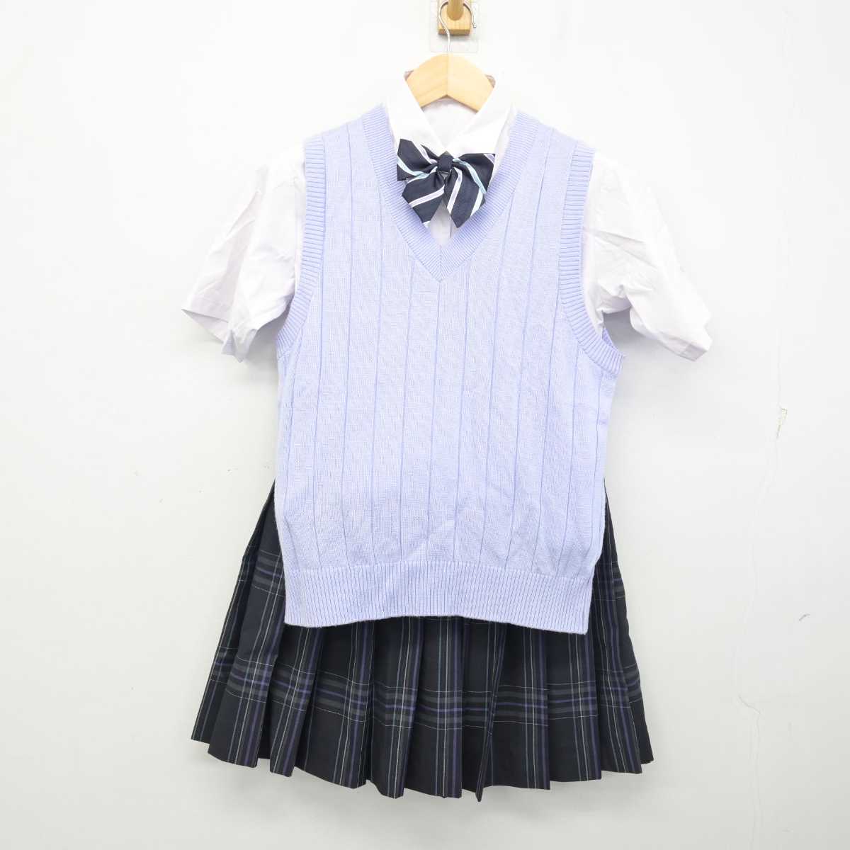 【中古】神奈川県 幸高等学校 女子制服 4点 (ニットベスト・シャツ・スカート) sf056480