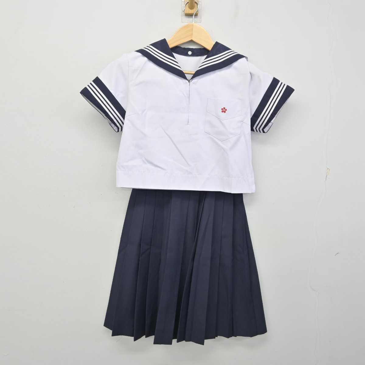 【中古】神奈川県 神奈川学園中学・高等学校 女子制服 2点 (セーラー服・スカート) sf056495