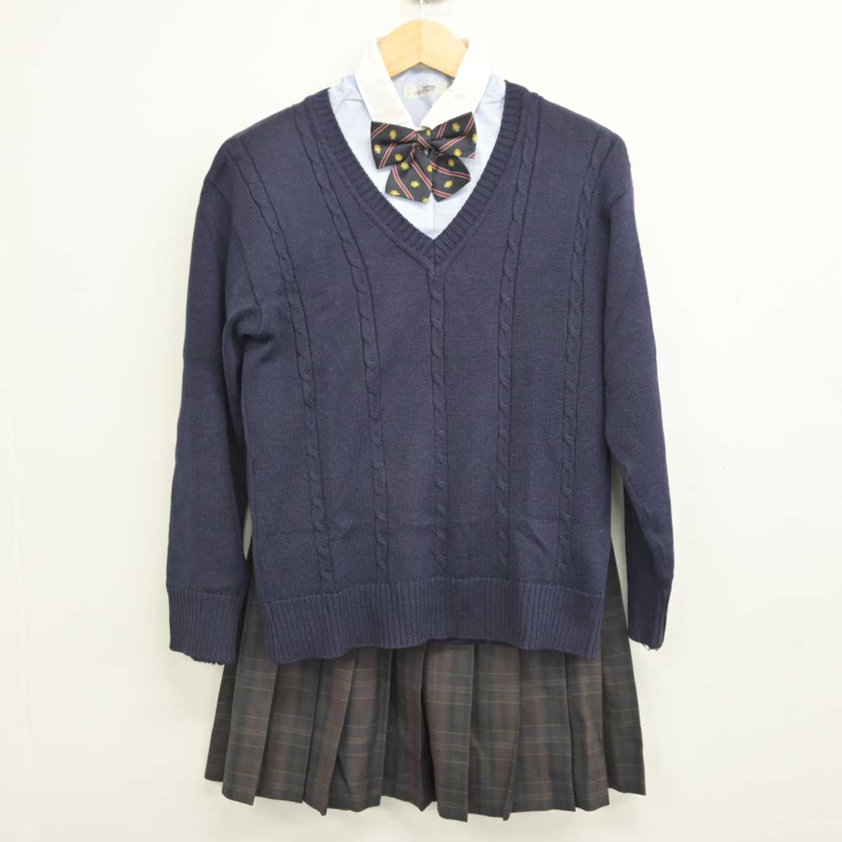 【中古】東京都 豊島学院高等学校 女子制服 5点 (ブレザー・ニット・シャツ・スカート) sf056519