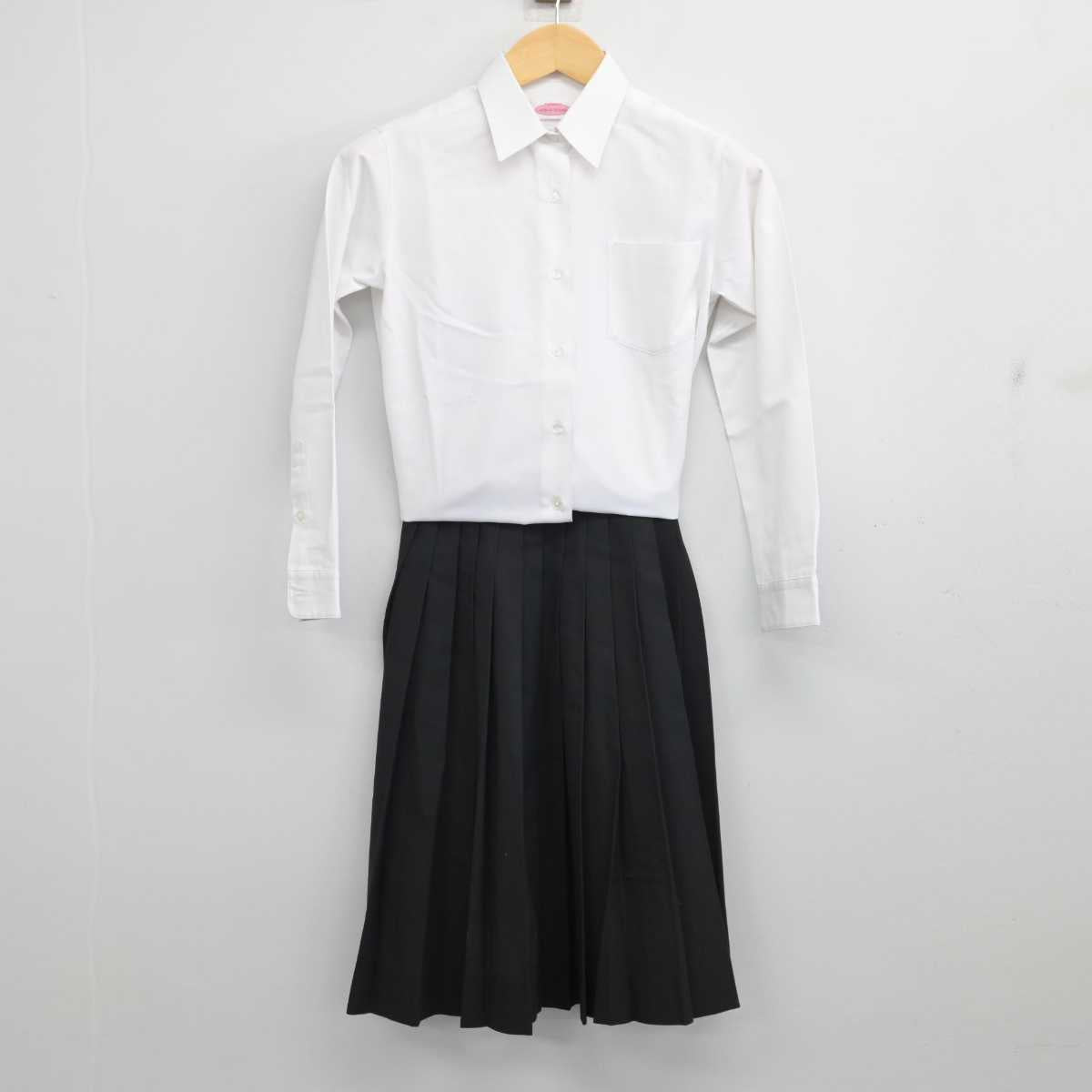 【中古】愛媛県 大西中学校 女子制服 2点 (シャツ・スカート) sf056633