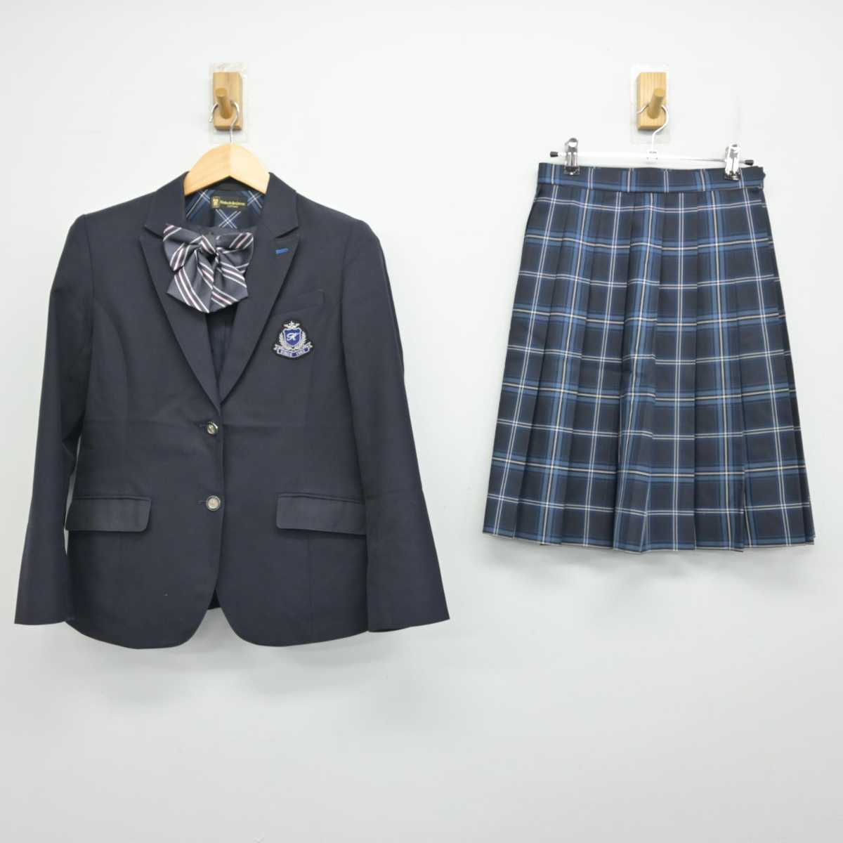 【中古】福岡県 古賀竟成館高等学校 女子制服 4点 (ブレザー・スカート) sf056734