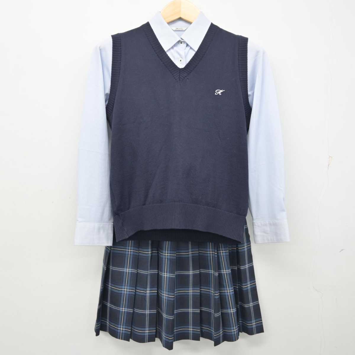 【中古】福岡県 古賀竟成館高等学校 女子制服 3点 (ニットベスト・シャツ・スカート) sf056735