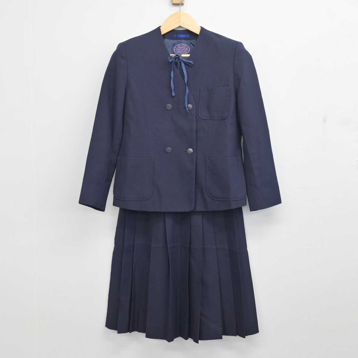 【中古】北海道 琴似中学校 女子制服 3点 (ブレザー・スカート) sf056813