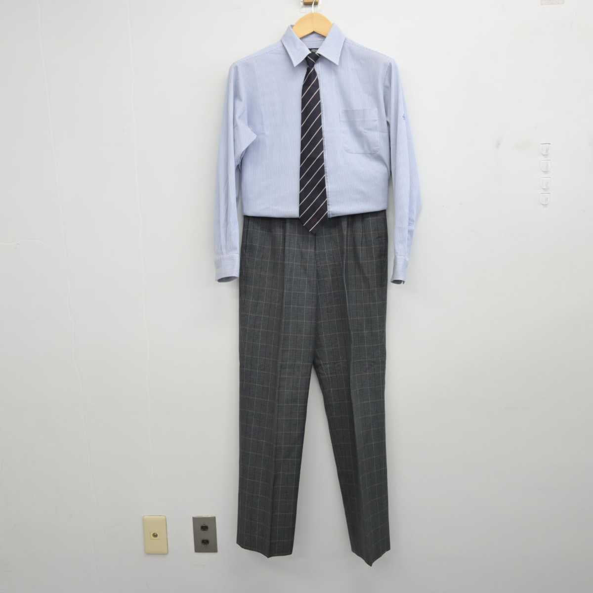 【中古】北海道 札幌北斗高等学校 男子制服 5点 (ブレザー・ニット・シャツ・ズボン) sf056820