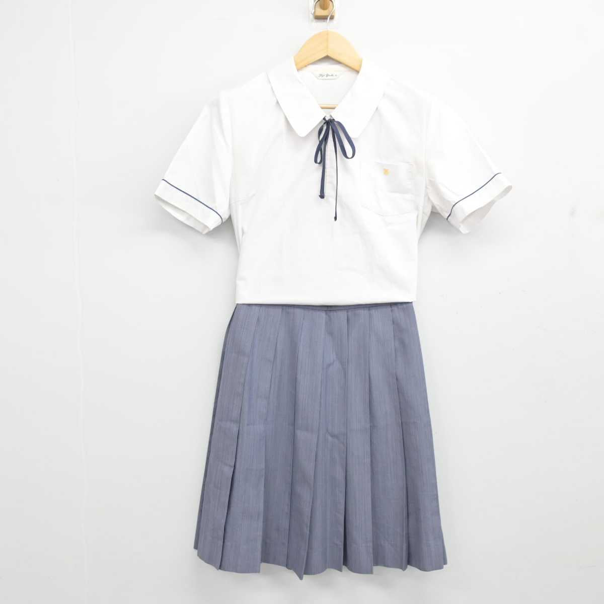 【中古】鹿児島県 武岡台高等学校 女子制服 4点 (シャツ・シャツ・スカート) sf056929