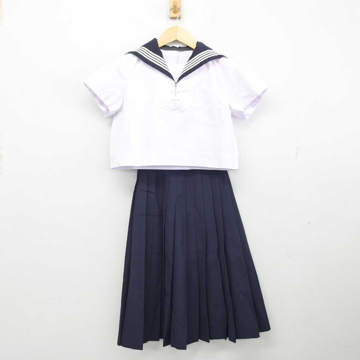 【中古】宮城県 常盤木学園高等学校 女子制服 2点 (セーラー服・スカート) sf056950