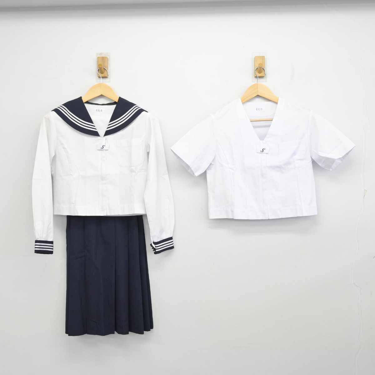 【中古】宮城県 将監東中学校 女子制服 3点 (セーラー服・スカート) sf057211