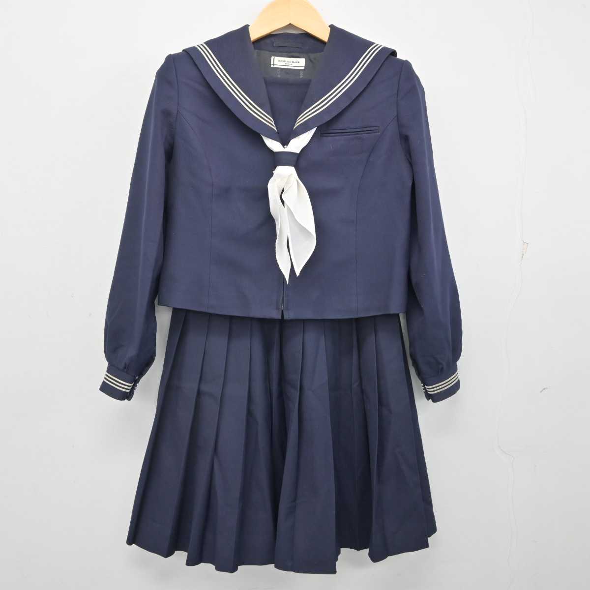 【中古】秋田県 飯島中学校 女子制服 4点 (セーラー服・スカート) sf057249