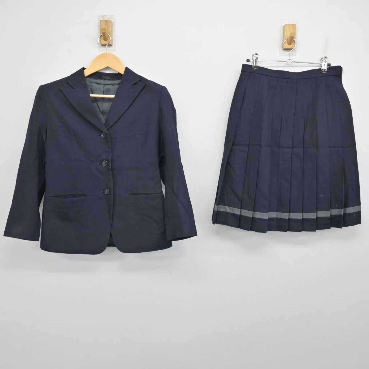 【中古】千葉県 千葉北高等学校 女子制服 2点 (ブレザー・スカート) sf057280