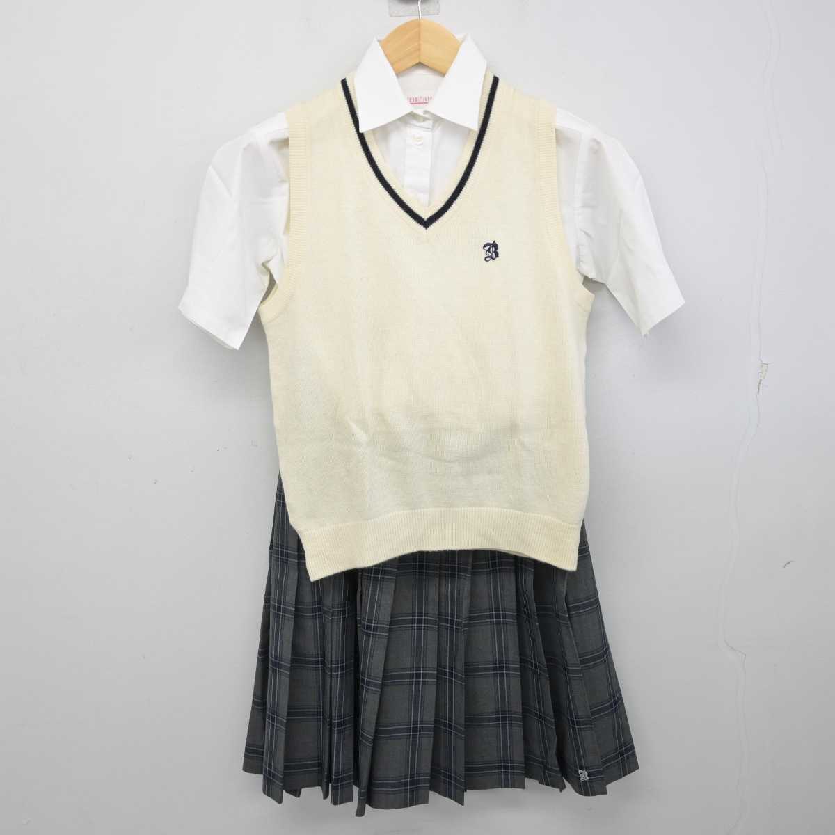 【中古】埼玉県 武南高等学校 女子制服 3点 (ニットベスト・シャツ・スカート) sf057293