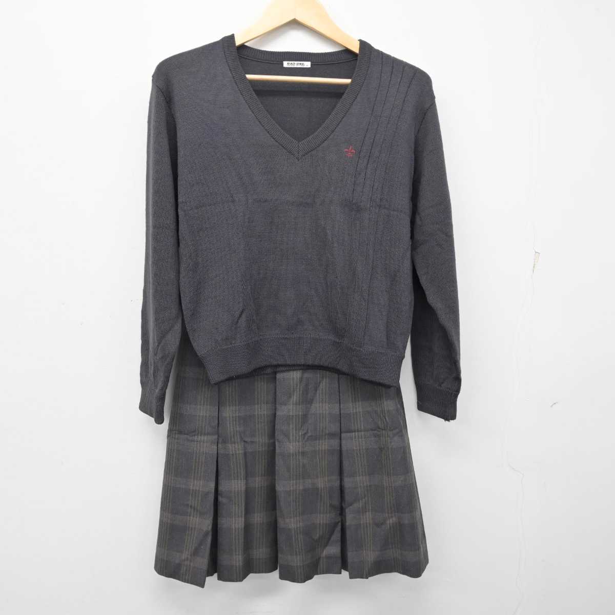 【中古】神奈川県 横須賀学院高等学校 女子制服 5点 (ブレザー・ニット・スカート) sf057553