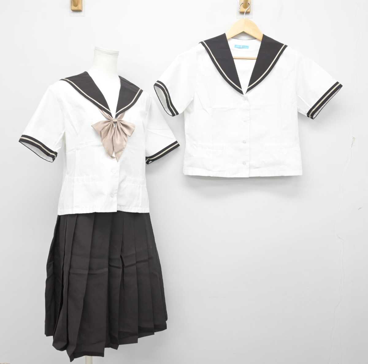 【中古】長崎県 長崎女子商業高等学校 女子制服 3点 (セーラー服・スカート) sf057571