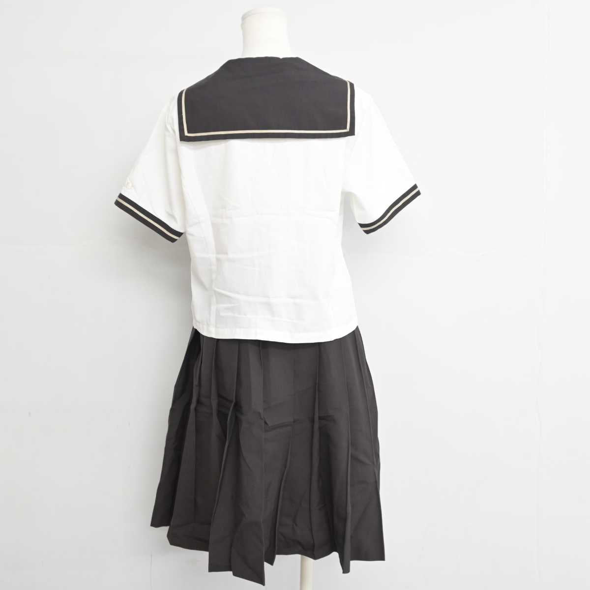 【中古】長崎県 長崎女子商業高等学校 女子制服 3点 (セーラー服・スカート) sf057571