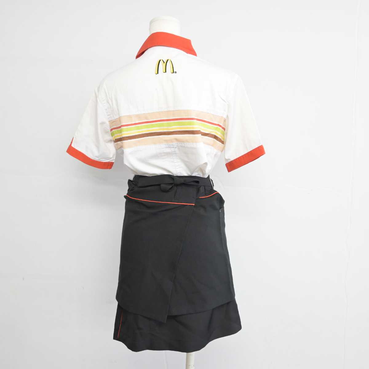 【中古】 マクドナルド　旧制服（2007〜2013年） 女子制服 6点 (シャツ・ズボン・エプロン / サロン) sf057616