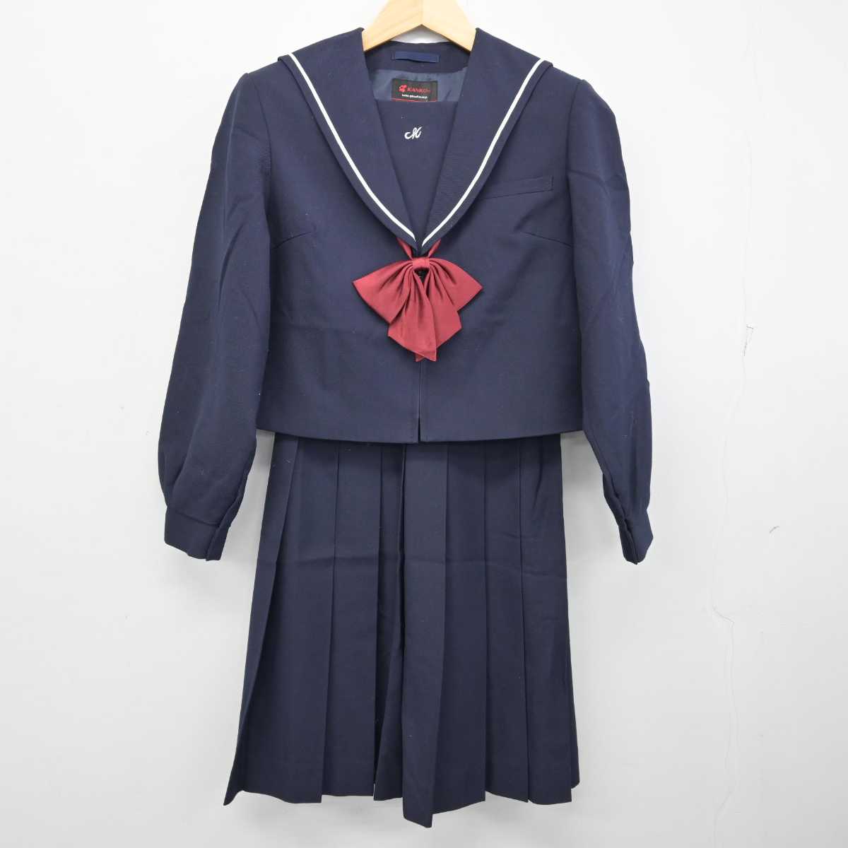 【中古】北海道 恵み野中学校 女子制服 3点 (セーラー服・セーラー服・スカート) sf057768