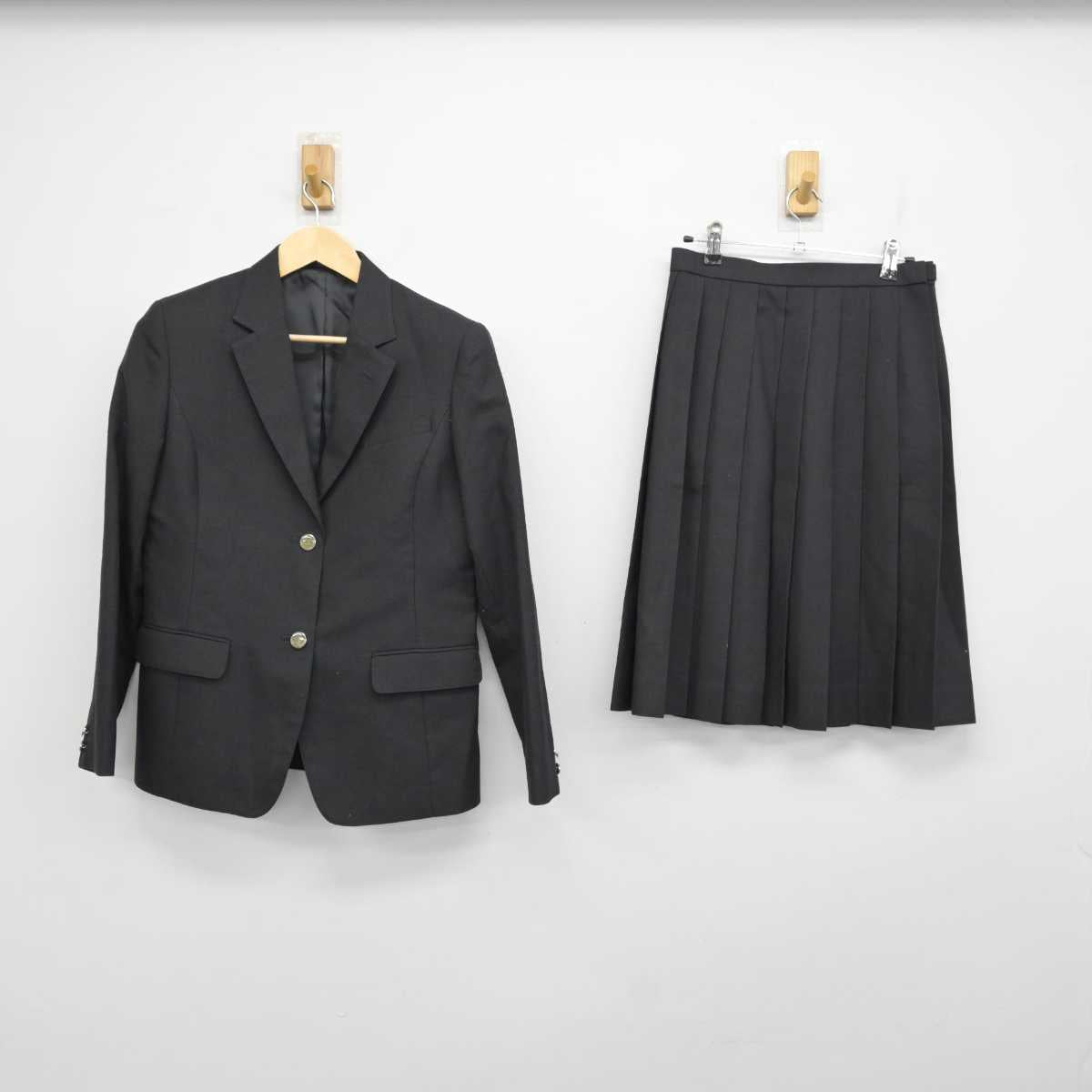 【中古】大阪府 三島高等学校 女子制服 2点 (ブレザー・スカート) sf057882