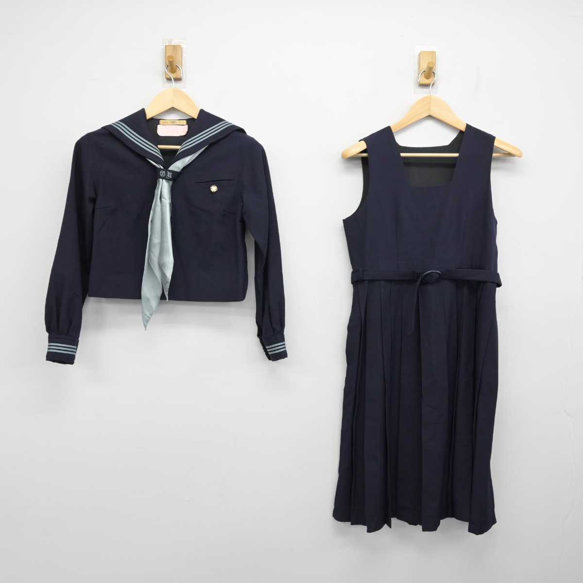 【中古】東京都 大妻中野中学校 女子制服 5点 (セーラー服・ジャンパースカート) sf057930