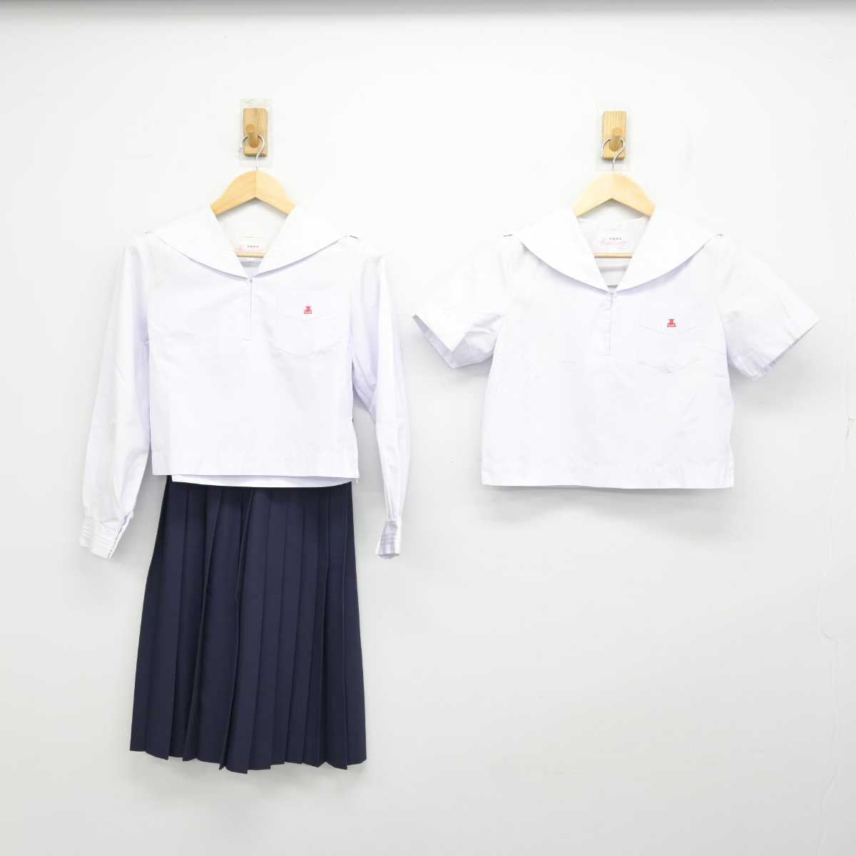 【中古】兵庫県 姫路東高等学校 女子制服 3点 (セーラー服・セーラー服・スカート) sf058023