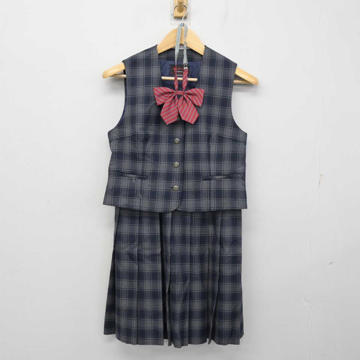 【中古】神奈川県 十日市場中学校 女子制服 4点 (ブレザー・ベスト・スカート) sf058042