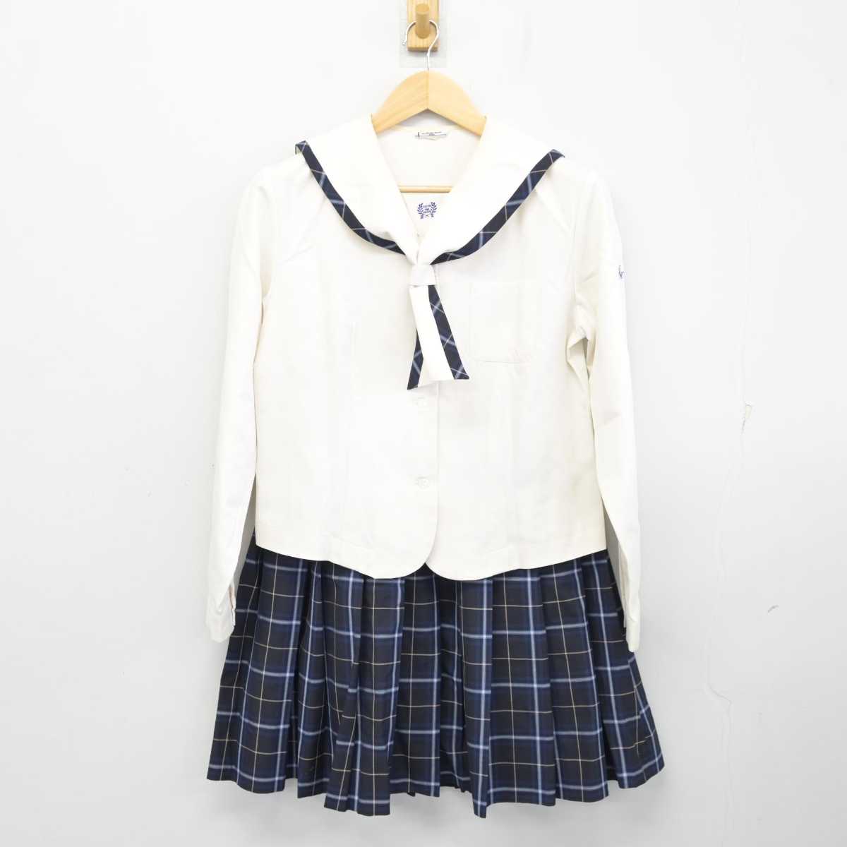 【中古】福井県 仁愛女子高等学校 女子制服 2点 (セーラー服・スカート) sf058373