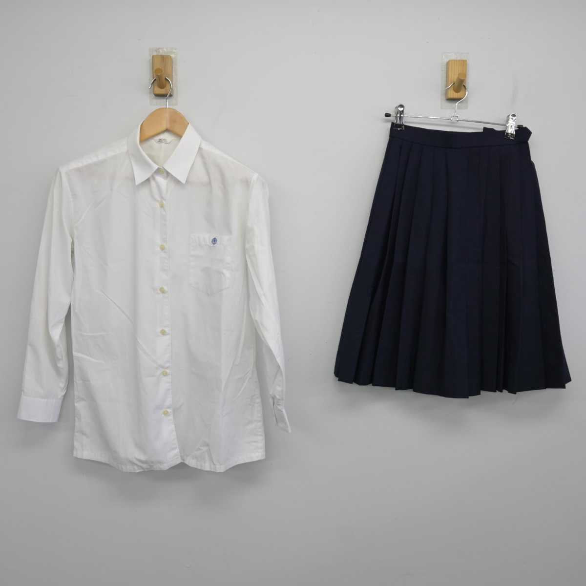 【中古】千葉県 匝瑳高等学校 女子制服 6点 (ブレザー・ベスト・シャツ・スカート) sf058463