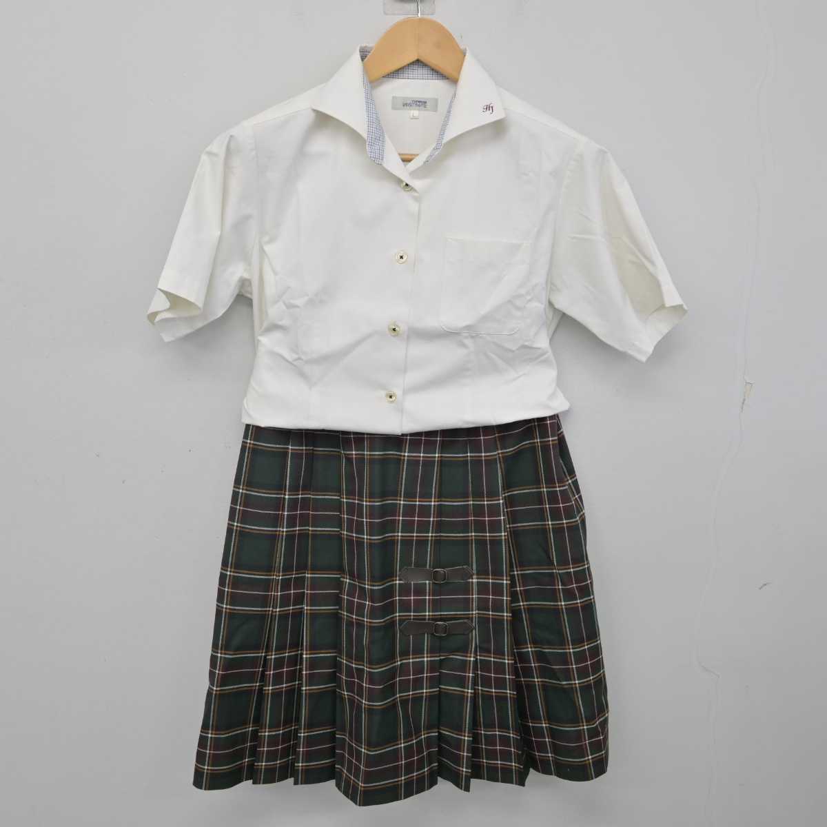 【中古】東京都 八王子実践中学校・高等学校 女子制服 3点 (ニットベスト・シャツ・スカート) sf058624