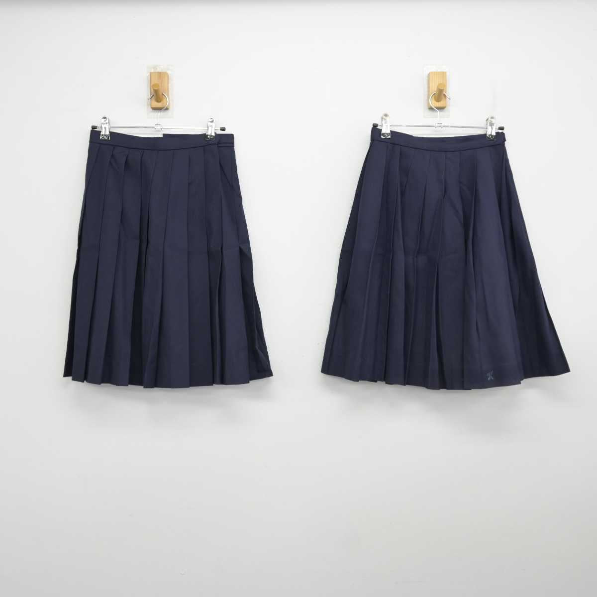 【中古】広島県 広島観音高等学校 女子制服 4点 (ブレザー・スカート) sf058674