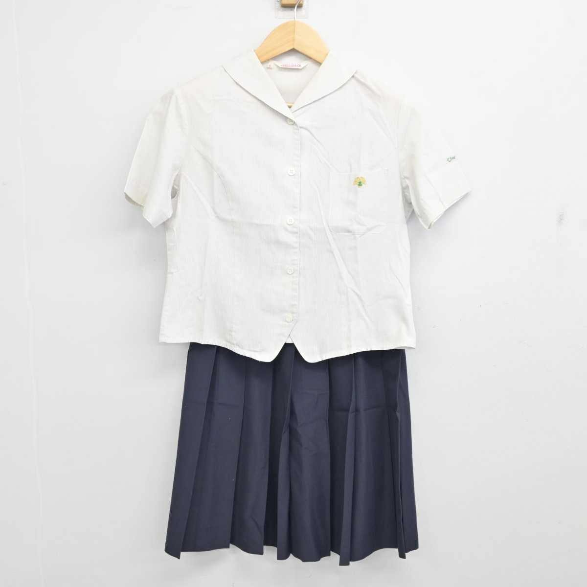 【中古】奈良県 畝傍高等学校 女子制服 2点 (シャツ・スカート) sf058696