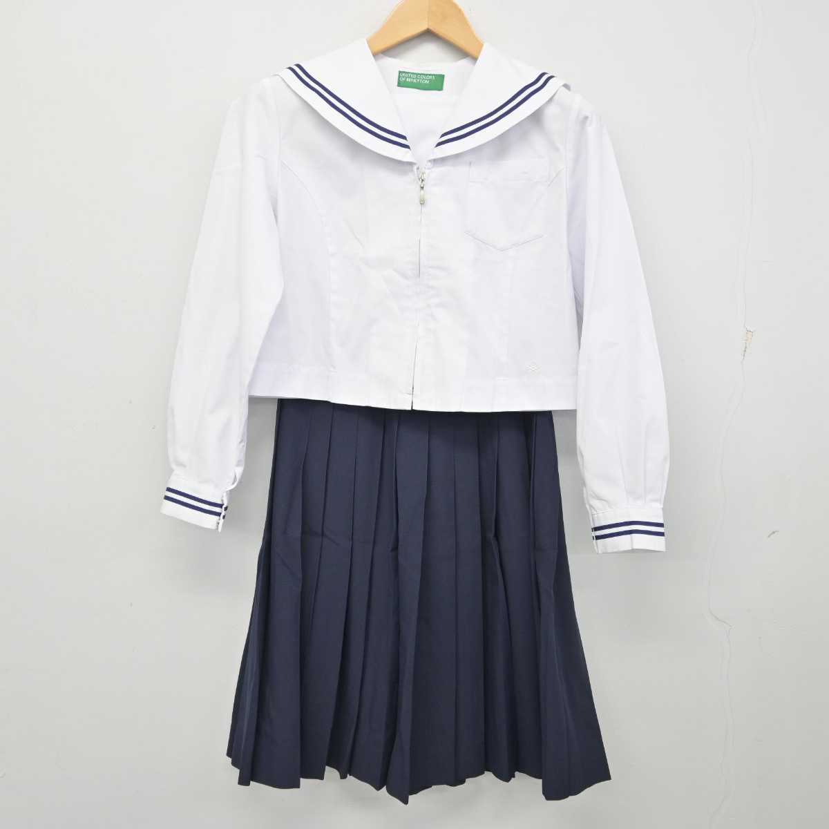 【中古】岐阜県 中山中学校 女子制服 2点 (セーラー服・スカート) sf058785