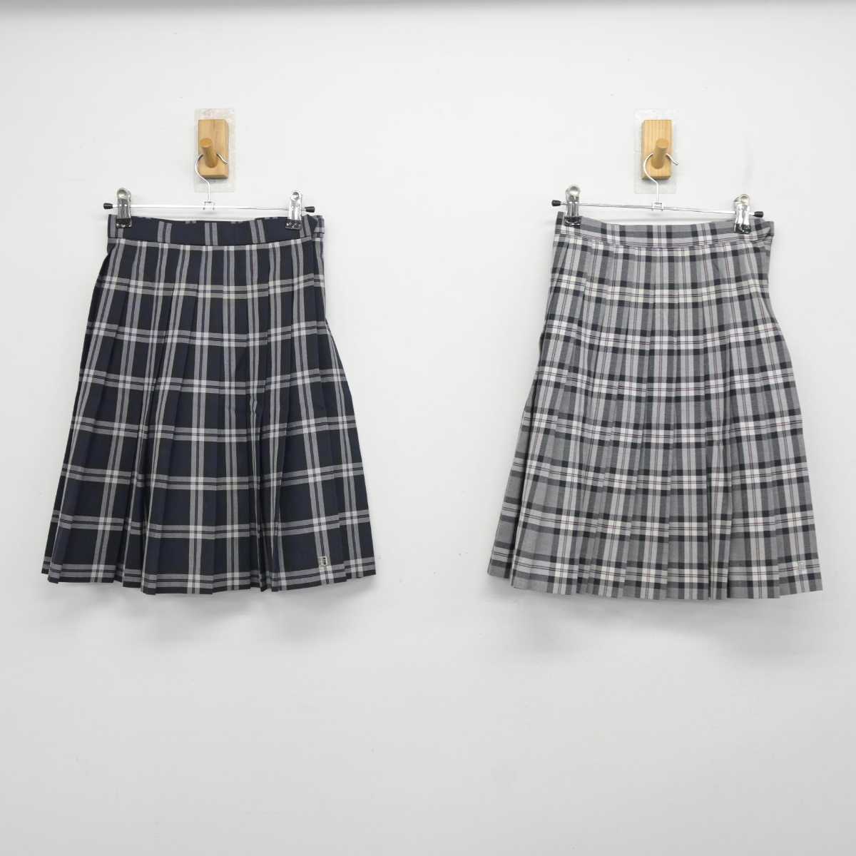 【中古】愛知県 同朋高等学校 女子制服 2点 (スカート・スカート) sf058835