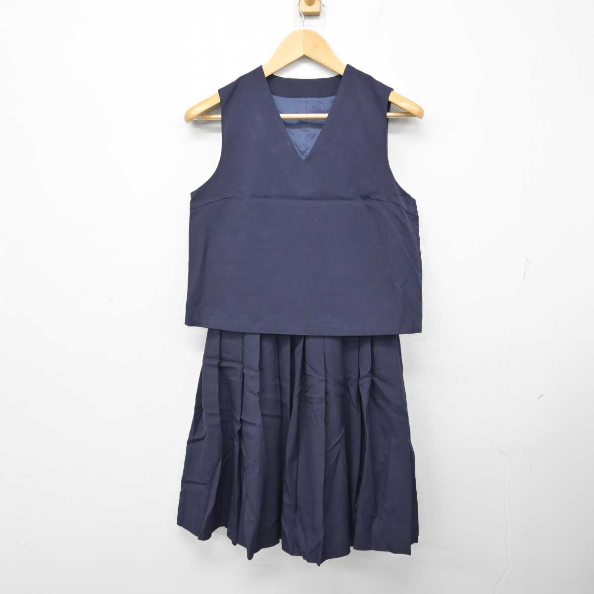 【中古】埼玉県 蓮田中学校 女子制服 4点 (ブレザー・ベスト・スカート) sf058852