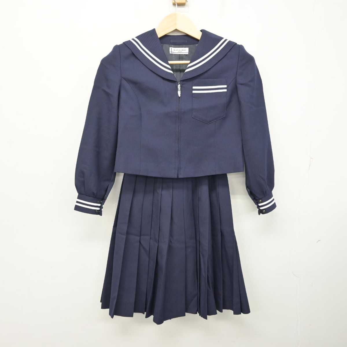 【中古】岡山県 日比中学校 女子制服 2点 (セーラー服・スカート) sf058858