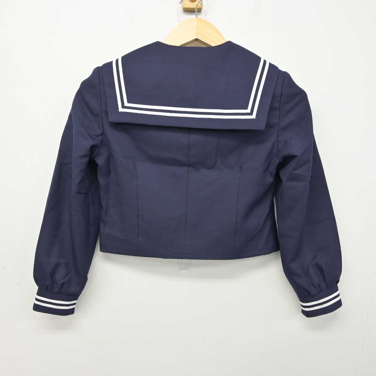 【中古】岡山県 日比中学校 女子制服 2点 (セーラー服・スカート) sf058858