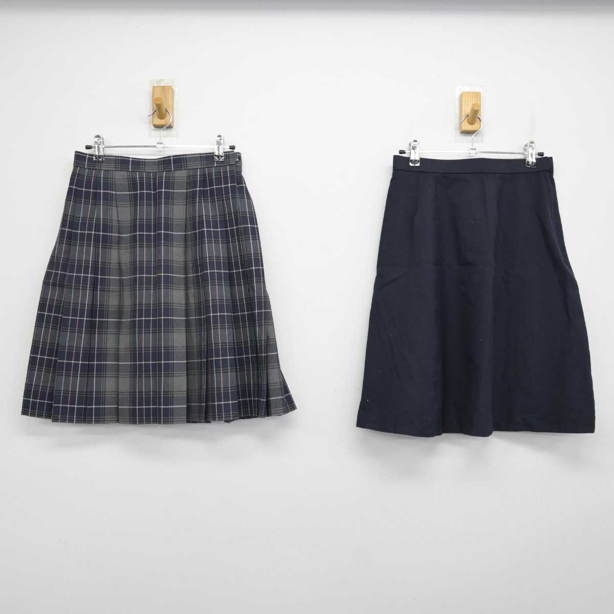 【中古】岡山県 岡山学芸館清秀中学校・高等部 女子制服 4点 (シャツ・スカート) sf058923