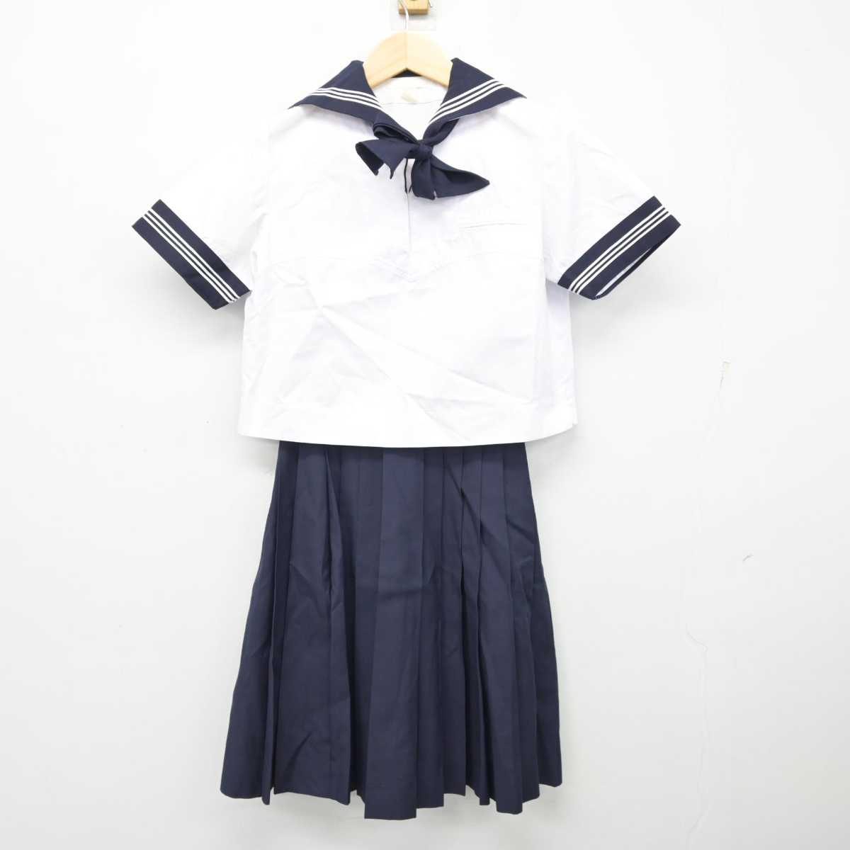 【中古】東京都 豊島岡女子学園 中学校・高等学校 女子制服 4点 (セーラー服・セーラー服・スカート) sf058952