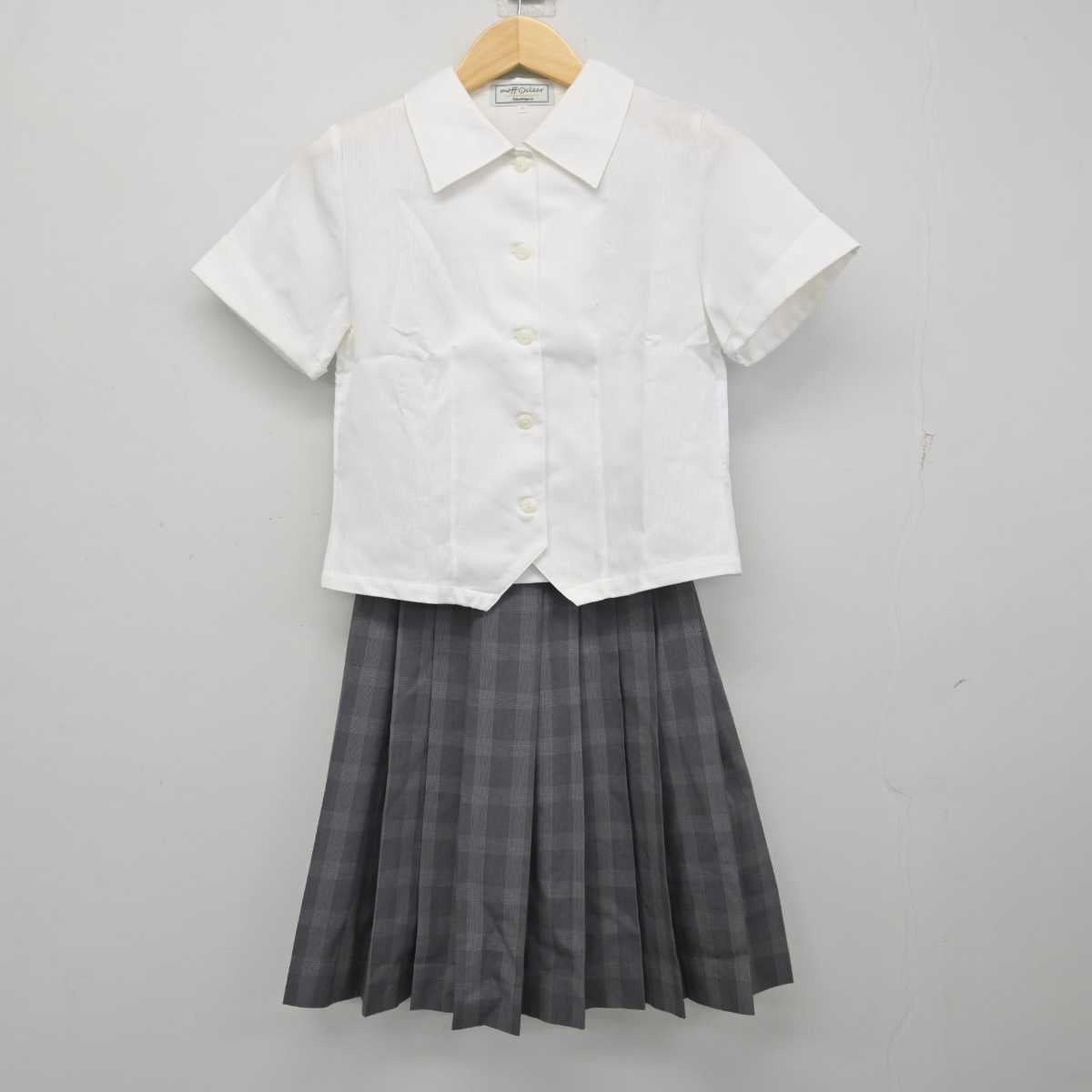 【中古】富山県 龍谷富山高等学校 女子制服 2点 (シャツ・スカート) sf058963