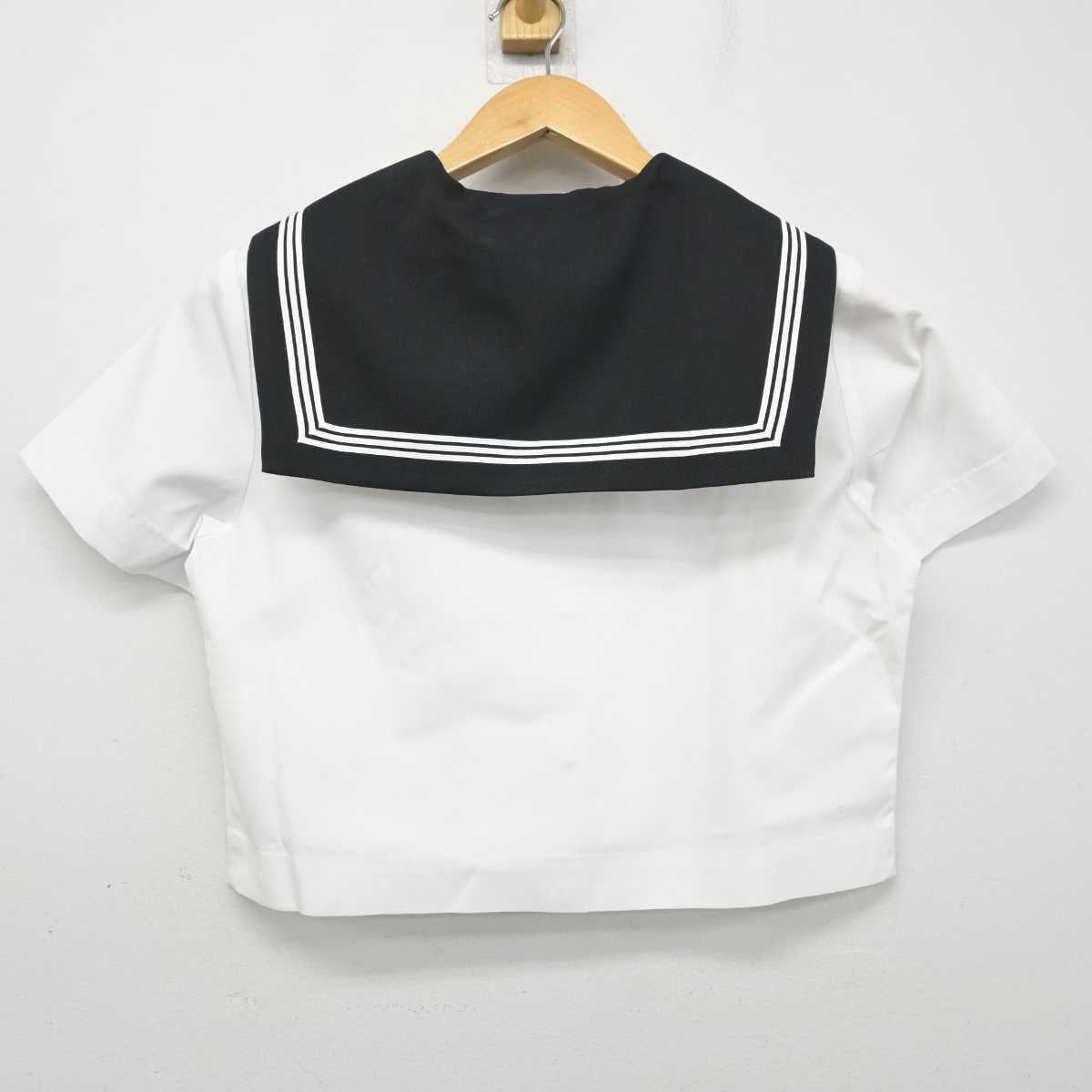 【中古】北海道 中頓別中学校 女子制服 1点 (セーラー服) sf058973