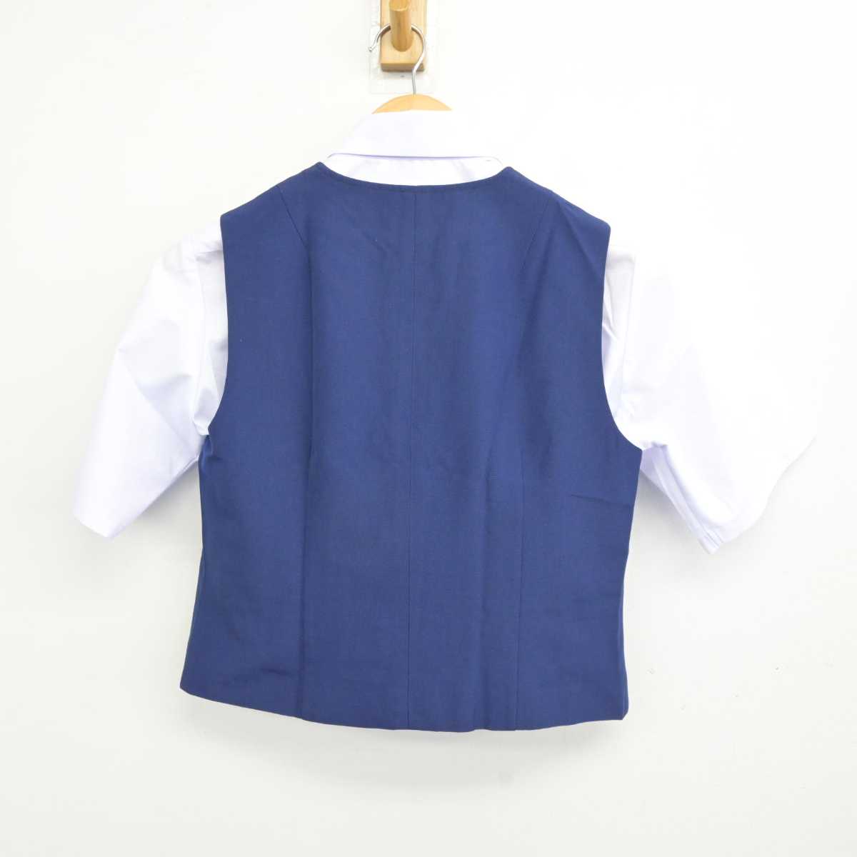 【中古】埼玉県 藤中学校 女子制服 3点 (ベスト・シャツ・スカート) sf059102