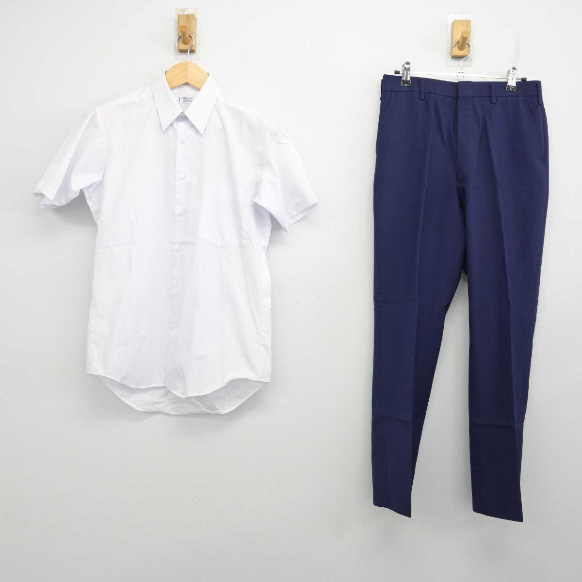 【中古】埼玉県 安行東中学校 男子制服 2点 (シャツ・ズボン) sf059165