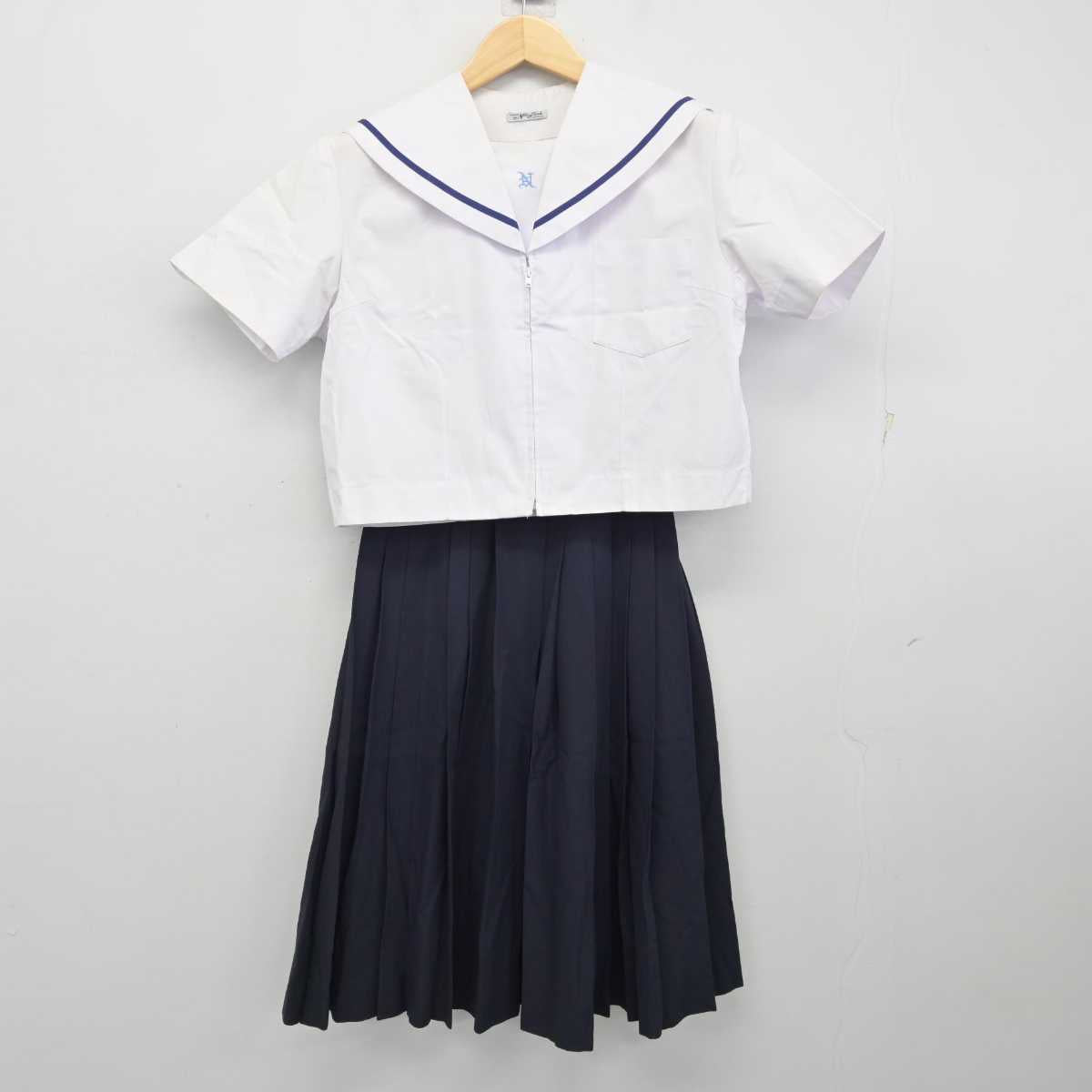 【中古】愛知県 幸田町立南部中学校 女子制服 2点 (セーラー服・スカート) sf059341