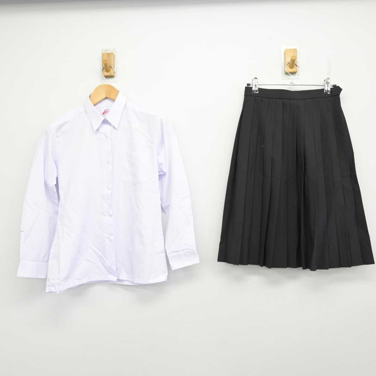 【中古】三重県 倉田山中学校 女子制服 2点 (シャツ・スカート) sf059352