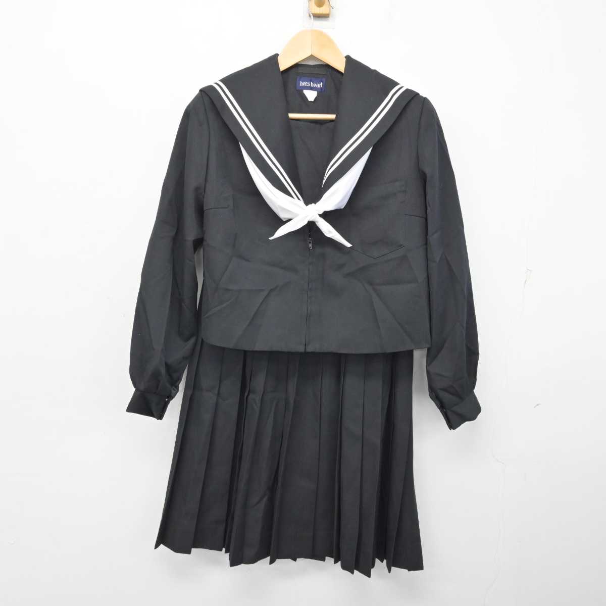 【中古】愛知県 音羽中学校 女子制服 3点 (セーラー服・スカート) sf059383