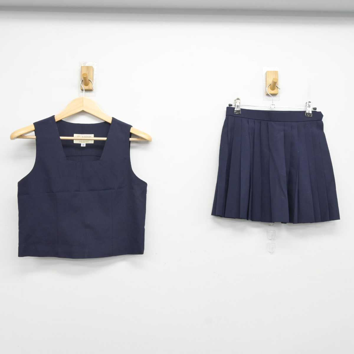 【中古】愛知県 愛知県立昭和高等学校 女子制服 2点 (ベスト・スカート) sf059407