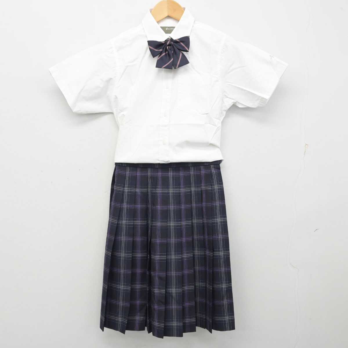 【中古】 飛鳥未来高等学校 女子制服 3点 (シャツ・スカート) sf059419