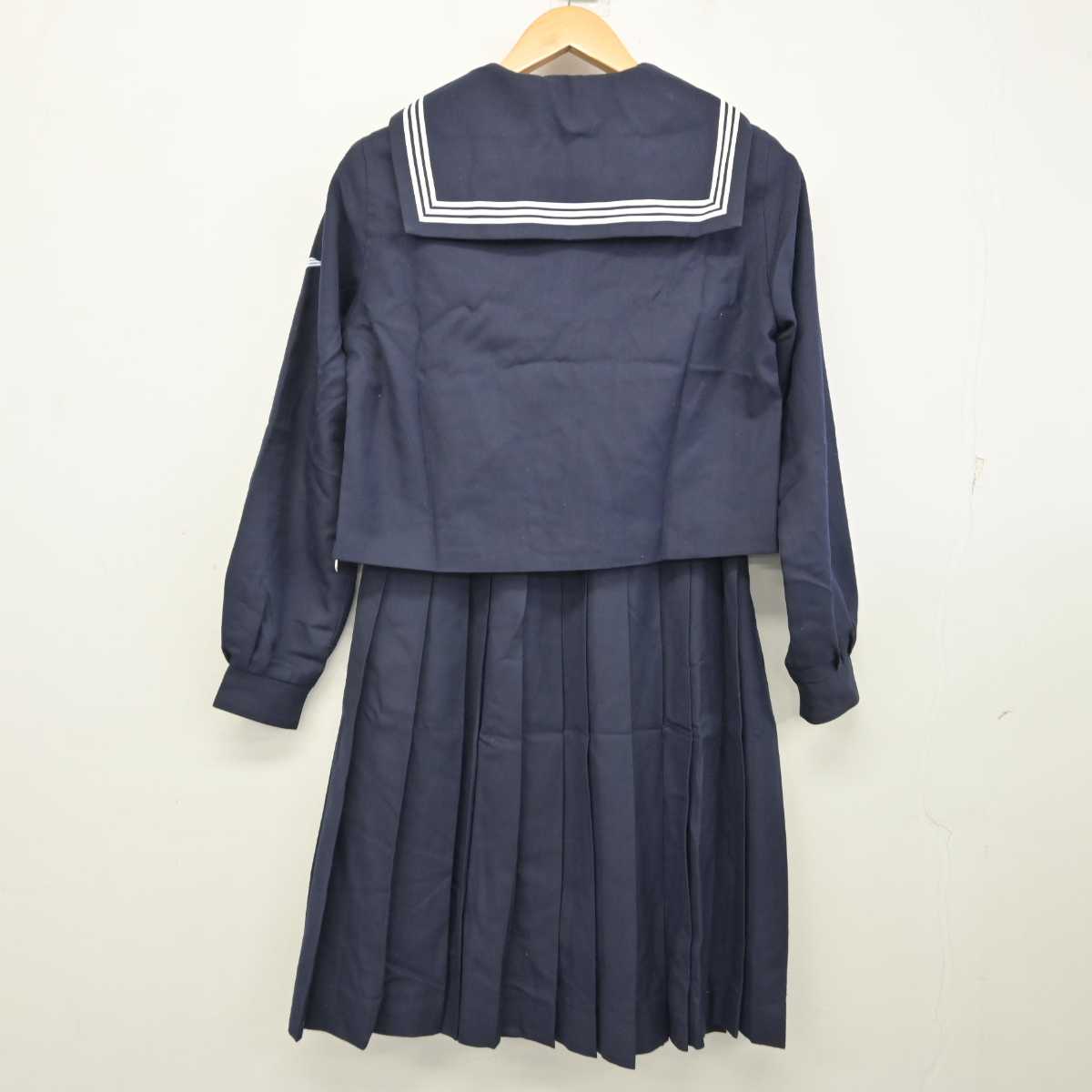 【中古】大分県 大分上野丘高等学校 女子制服 4点 (セーラー服・ニット・スカート) sf059447