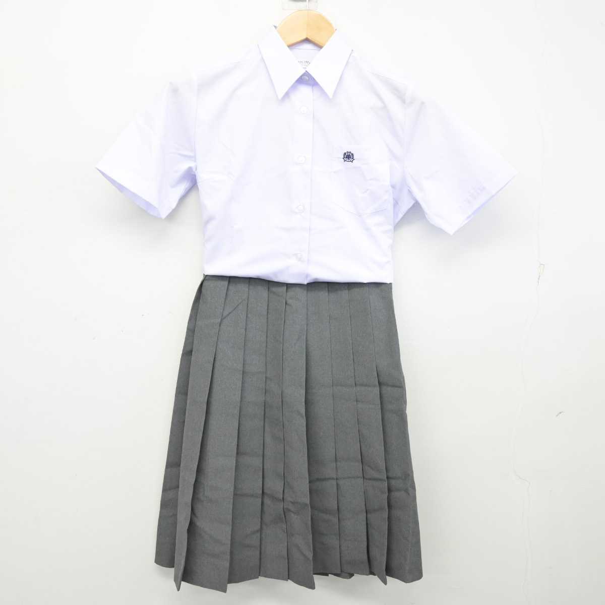 【中古】群馬県 矢中中学校 女子制服 2点 (シャツ・スカート) sf059457