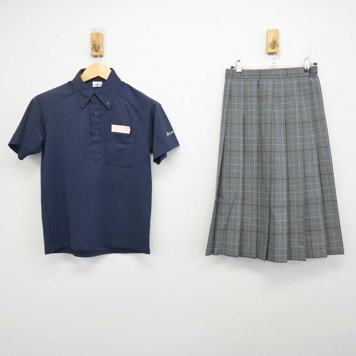 【中古】福岡県 粕屋中学校 女子制服 2点 (シャツ・スカート) sf059524