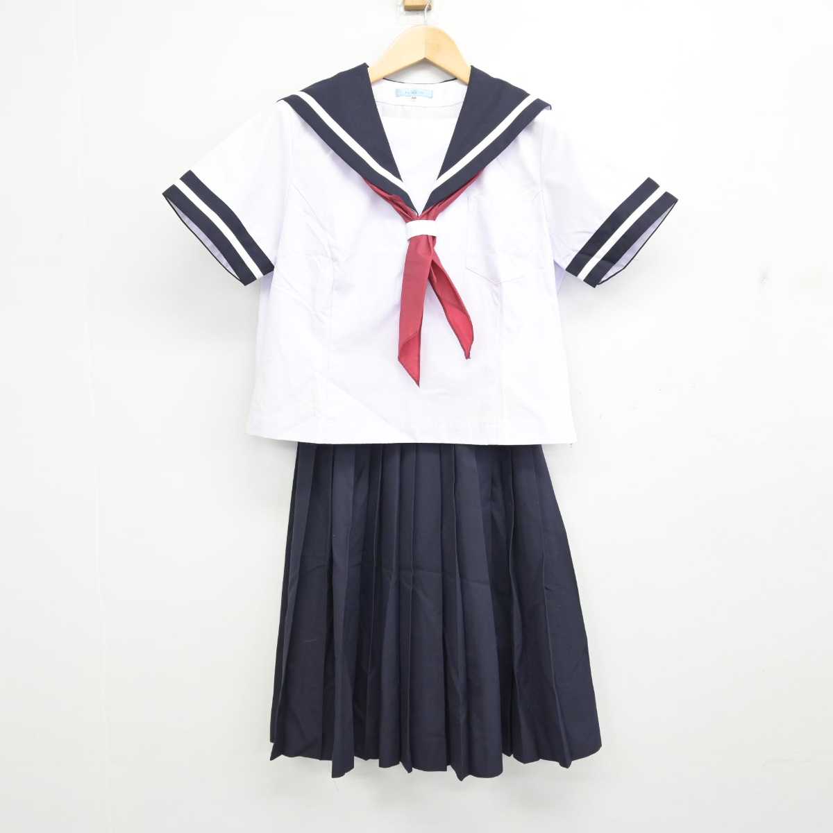 【中古】香川県 高松市立屋島中学校 女子制服 3点 (セーラー服・スカート) sf059572